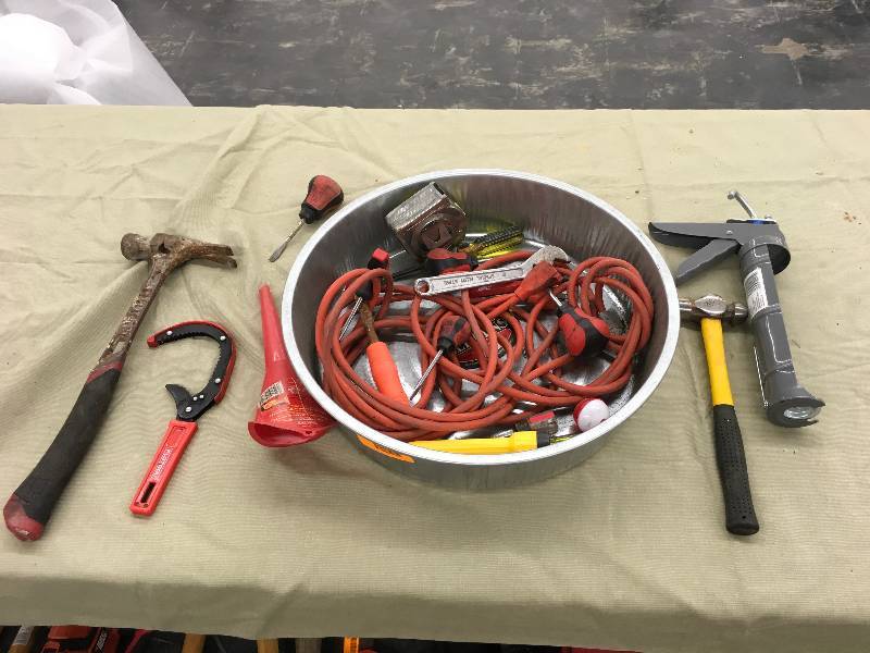 lot 116 image: Misc Tools