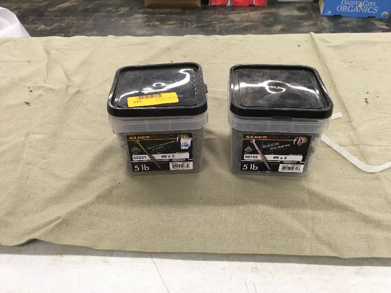 lot 123 image: Two Boxes Of 9X3 Screws