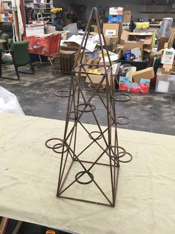 lot 135 image: Metal Art