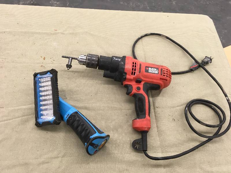 lot 137 image: Black & Decker Drill & Channel Lock Light