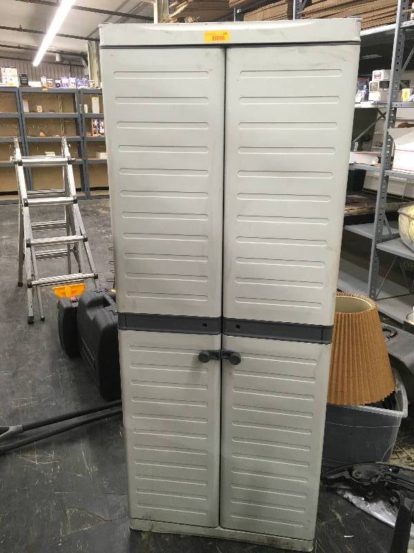 lot 138 image: Outdoor Storage Closet