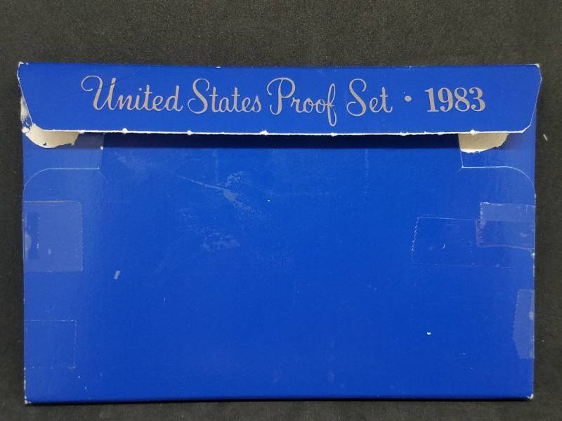 lot 102 image: 1983 Proof Set