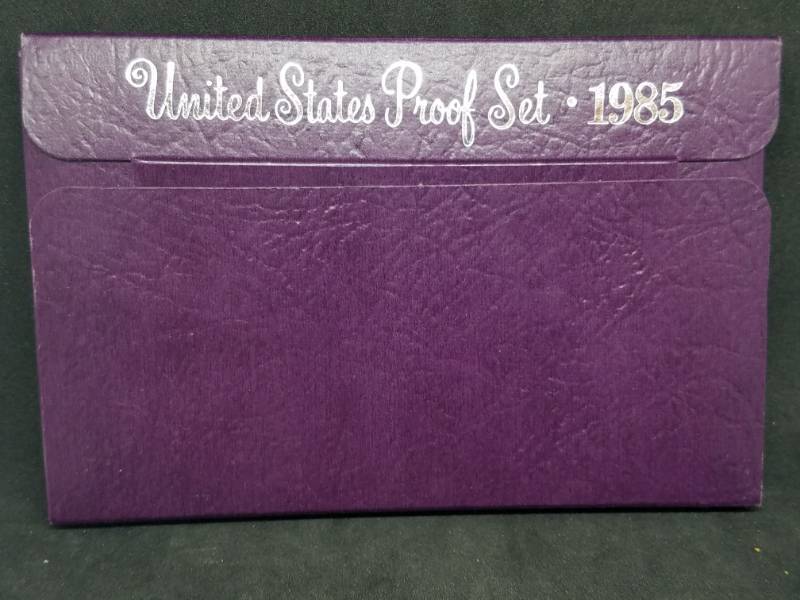 lot 104 image: 1985 Proof Set