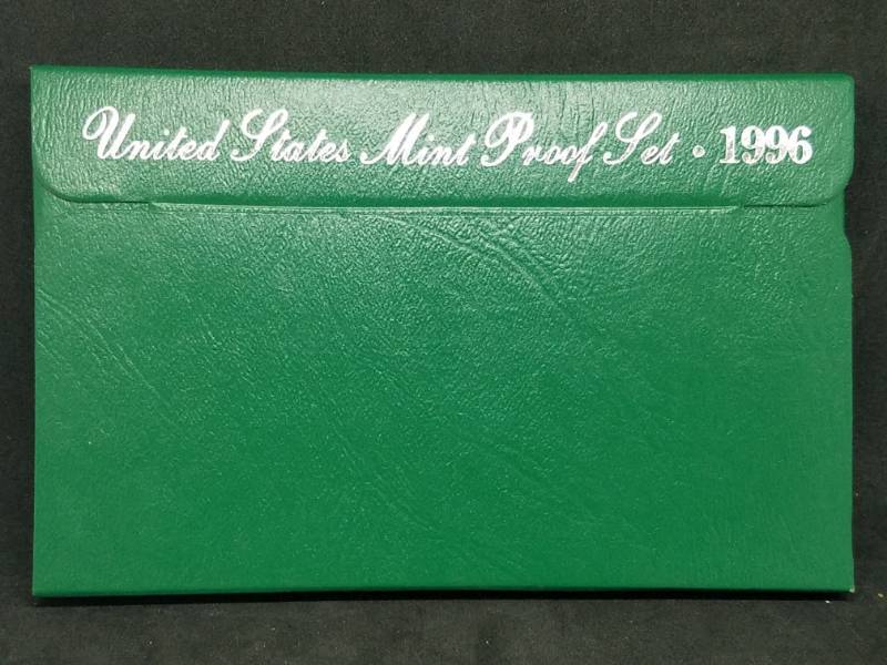 lot 111 image: 1996 Proof Set