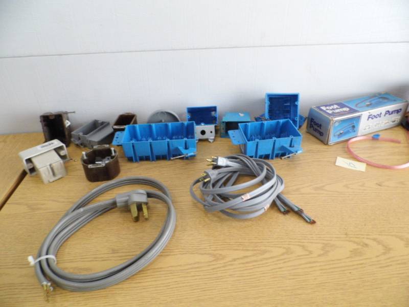 lot 15 image: Electrical Boxes - Wire