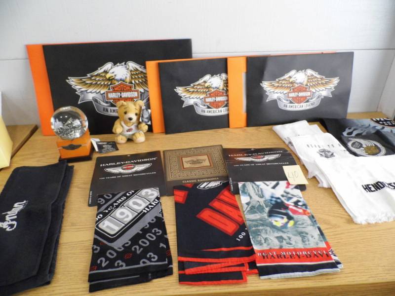 lot 40 image: Harley Davidson Snow Globe - Gift Boxes