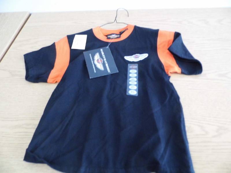lot 43 image: Harley Davidson Shirt