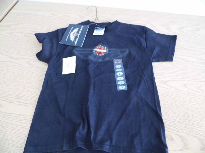 lot 44 image: Harley Davidson Shirt