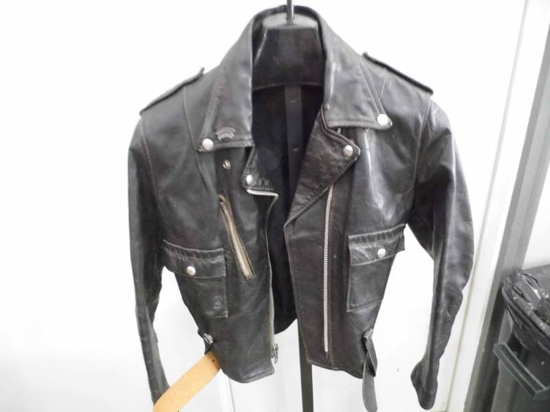 lot 46 image: Harley Davidson Leather Jacket