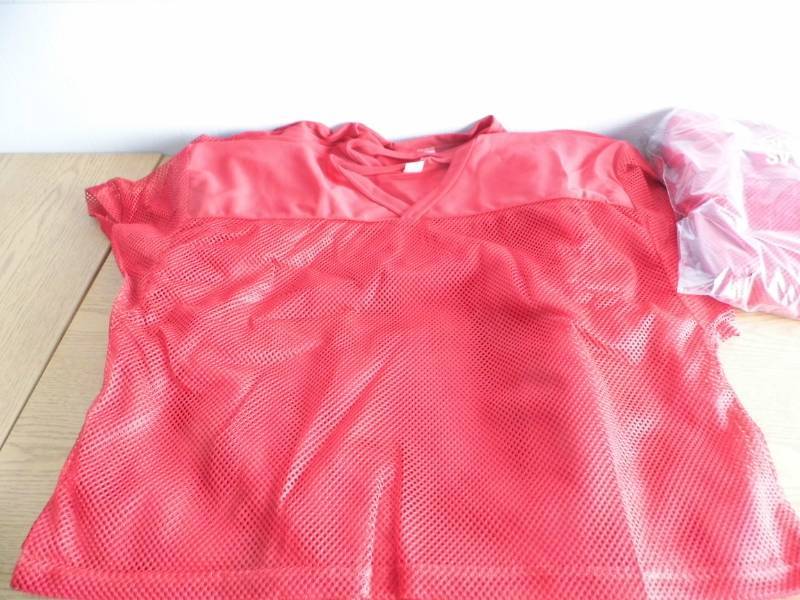 lot 61 image: Lot of 12 Practice Jerseys