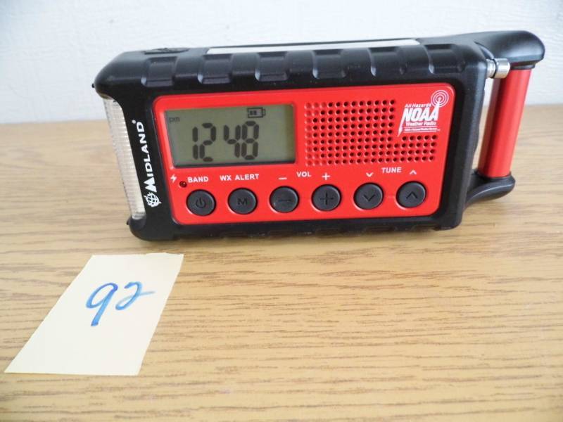 lot 92 image: Midland Radio