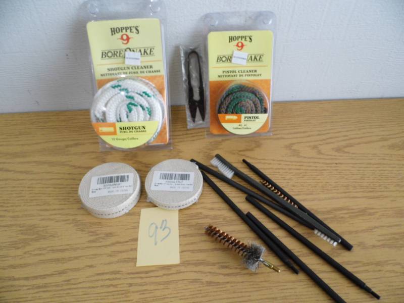 lot 93 image: Gun Cleaning Items