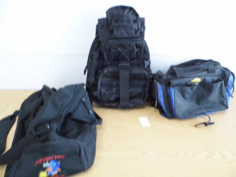 lot 126 image: Lot of 3 Gear Duffle Bags