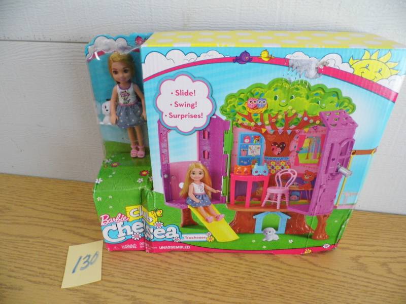 lot 130 image: Club Chelsea Treehouse