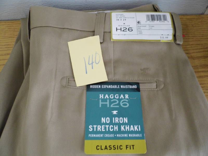 lot 140 image: Mens Haggar Khaki Pants