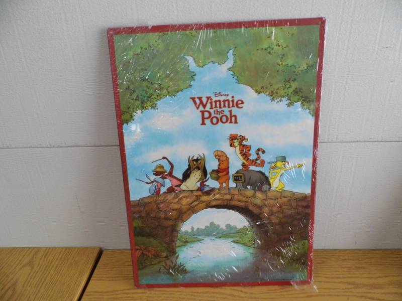 lot 185 image: Winnie The Pooh Metal Sign