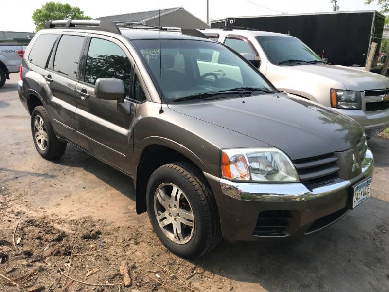 2004 Mitsubishi Endevour XLS AWD
