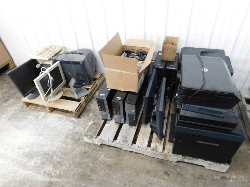 lot 35 image: Misc. Pallet of Electronic Equipment #2