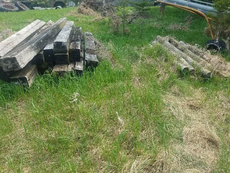 Railroad Ties &amp Fence Posts