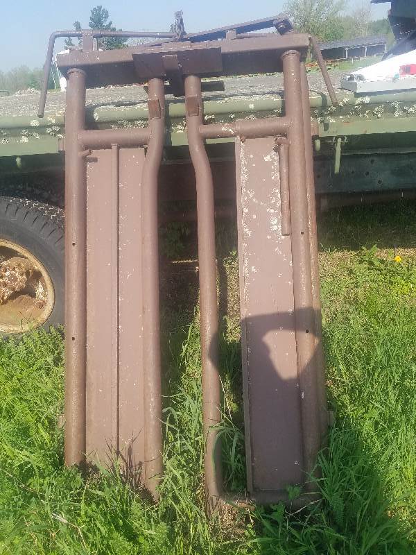 Head Gate