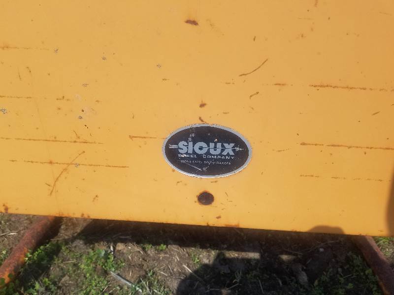 Sioux Feed Bunk