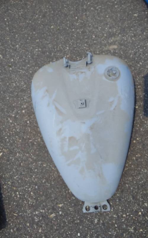 lot 36 image: Motorcycle Gas Tank (Fits Kawasaki Vulcan)