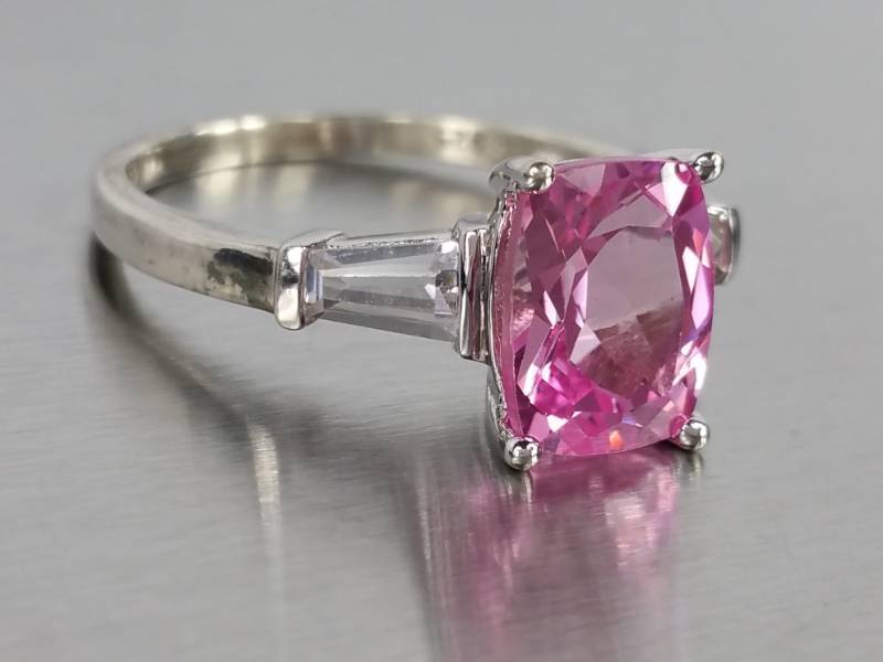 Beautiful Large Pink Sapphire Estate Ring