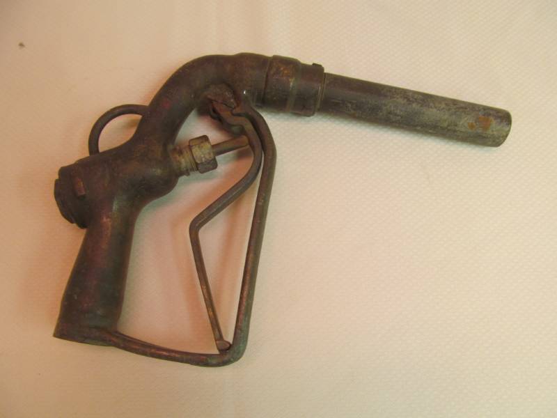 lot 27 image: Vintage Antique Brass Gas Nozzle