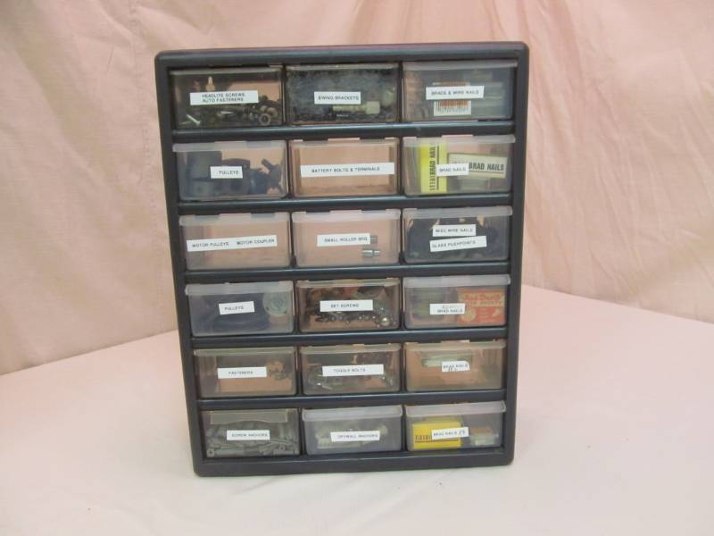 lot 52 image: Multidrawer Organizer w Assortment of Hardware