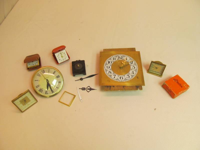 lot 63 image: Lindex Ingram  Artco Vintage Alarm Clocks