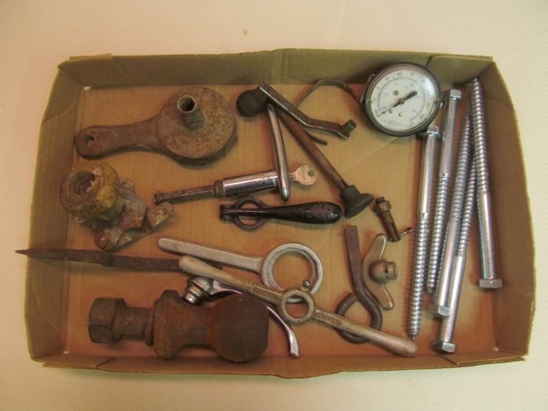 lot 68 image: Vintage Auto Parts, Door handles