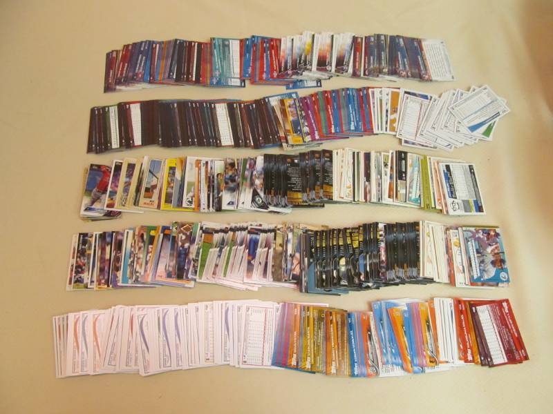 lot 88 image: Variety of BaseballFootball Trading Cards