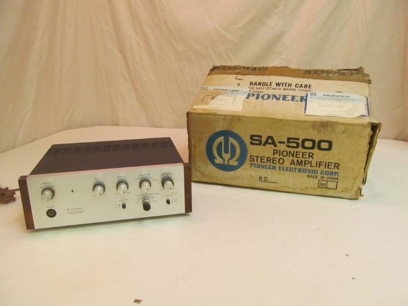 lot 92 image: SA-500 Pioneer Stereo Amplifier