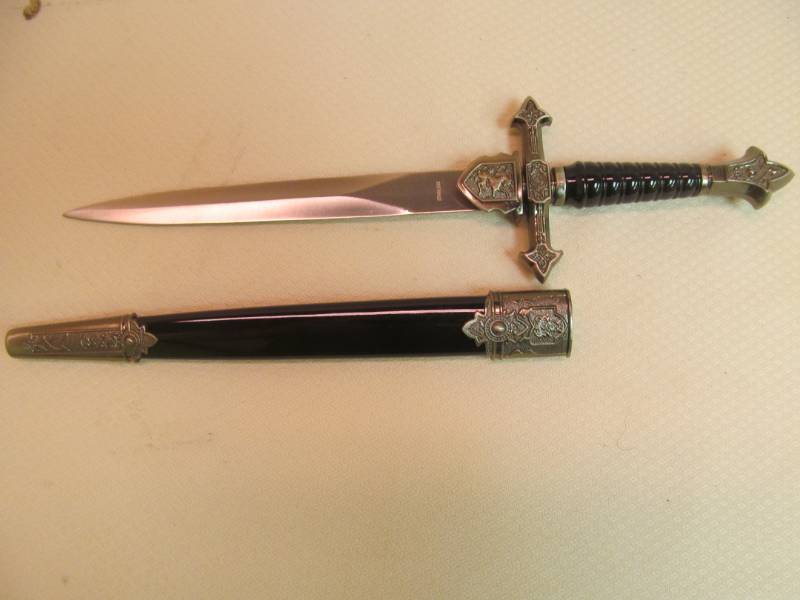 lot 107 image: Medieval Dagger, Stainless Steel Blade