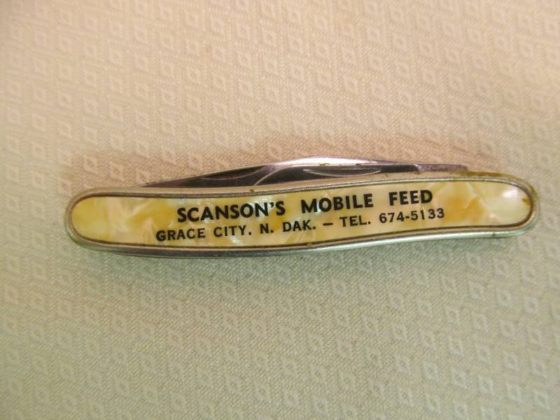 lot 139 image: Scansons Mobile Feed Grace City ND Jack Knife