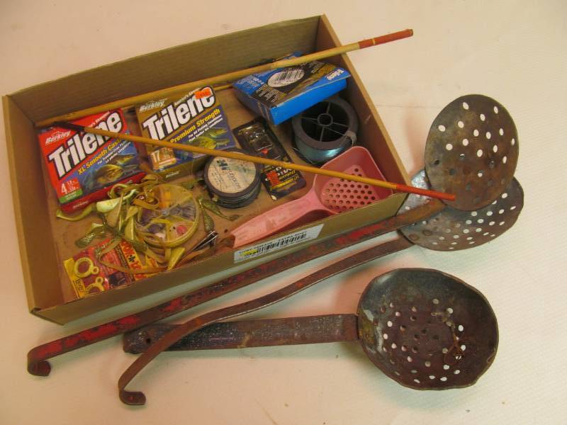 lot 143 image: 3 Ice Scoops, Fishing Line, Trilene Line, Sinkers