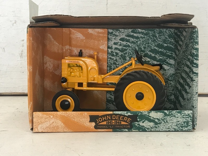 J.D. LI Tractor