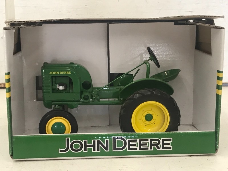 J.D L Tractor