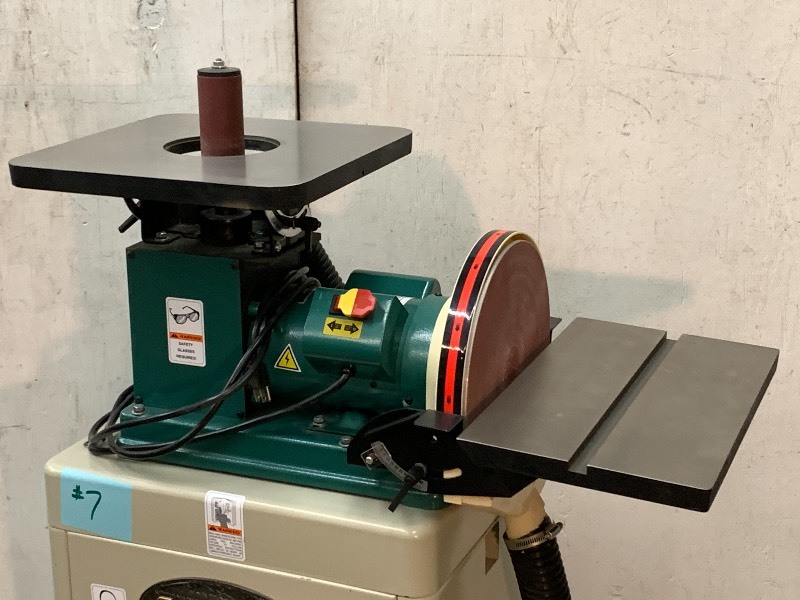 lot 7 image: Grizzly Spindle Sander