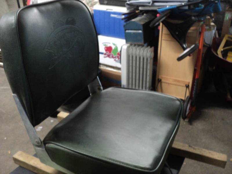 lot 48 image: Boat Seat...