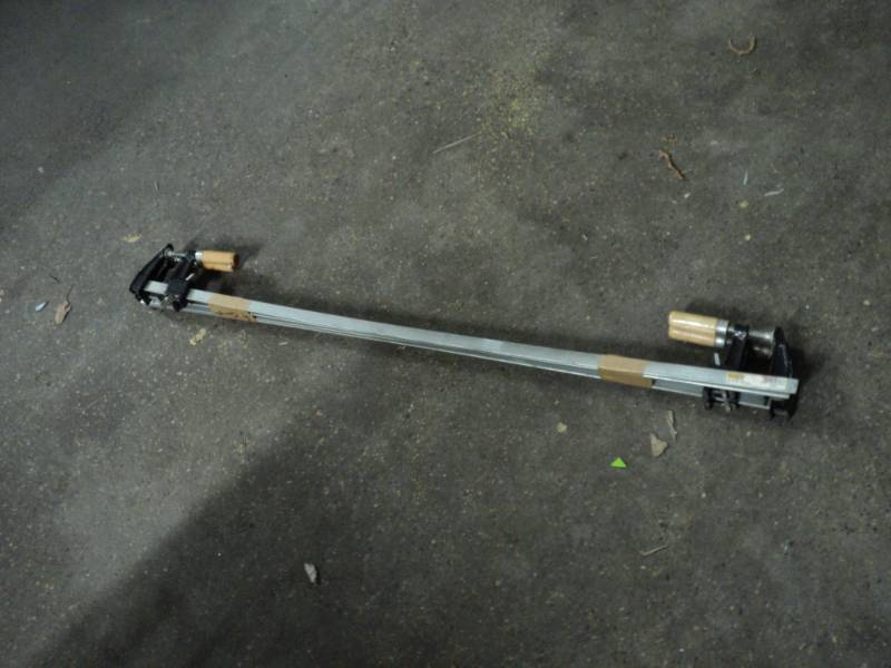 lot 50 image: set of 4 Clamps...