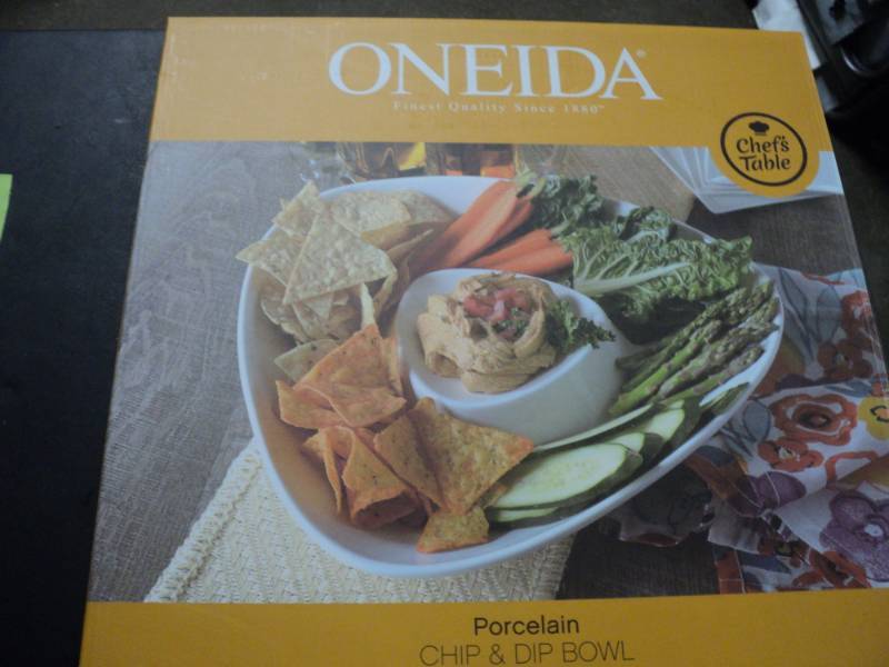 lot 75 image: New Oneida Porcelain Chip and Dip B...