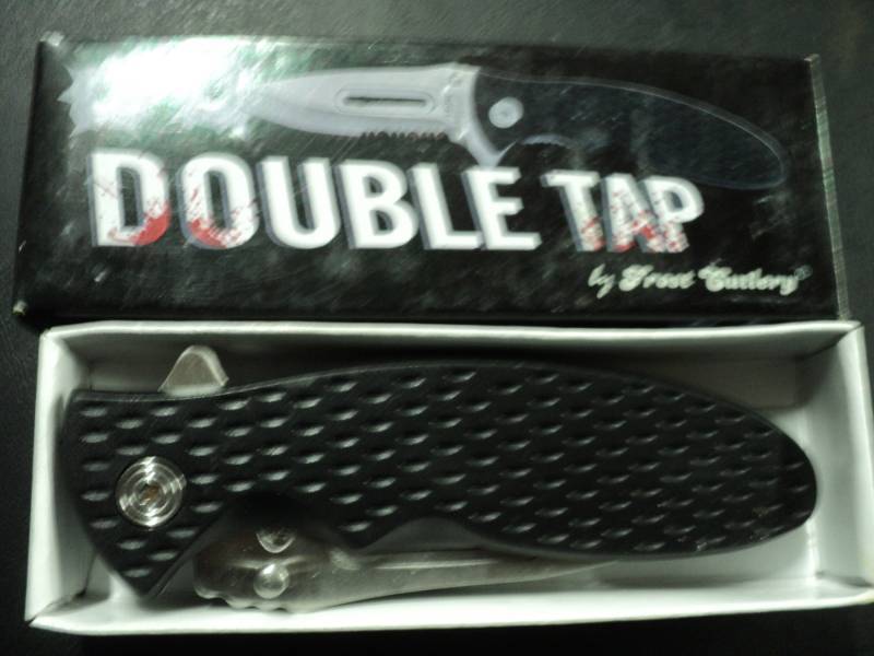 lot 98 image: Double Tap Knife...