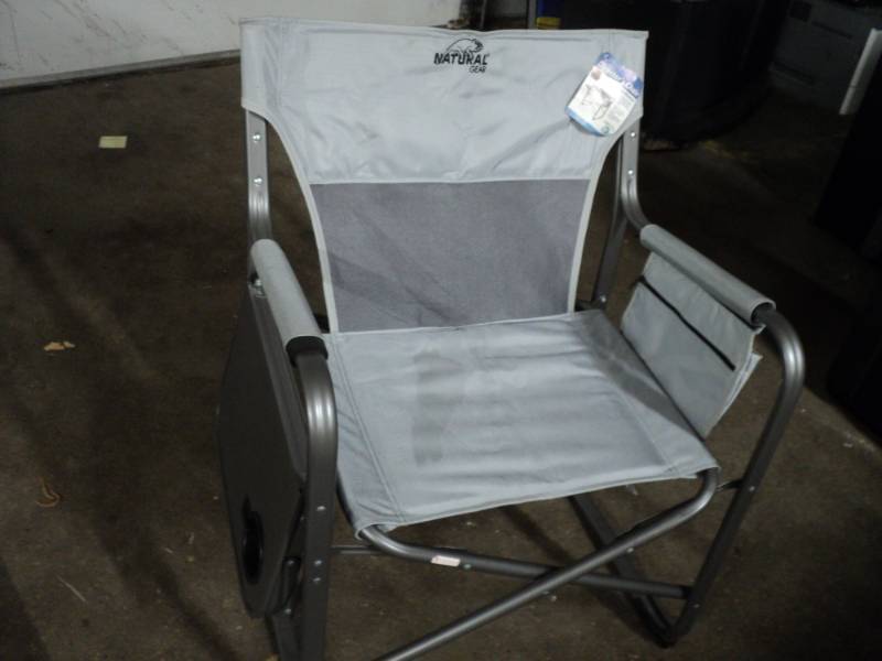 lot 122 image: Natural Gear Directors Collapsible...