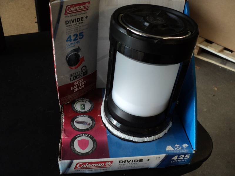 lot 127 image: Coleman Divide  Push Lantern ...
