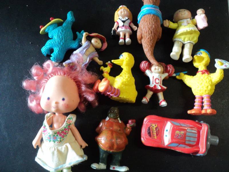 lot 179 image: Vintage Toys, Chalkboard, picture a...