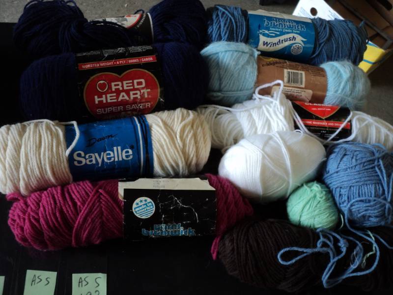 lot 193 image: Lot of Yarn...