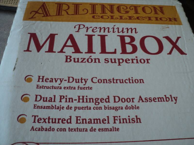 lot 207 image: Arlington Premium Mailbox Large t2 ...