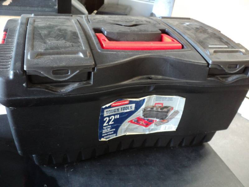 lot 210 image: Rubbermaid Tough Tools 22 Tool Box...