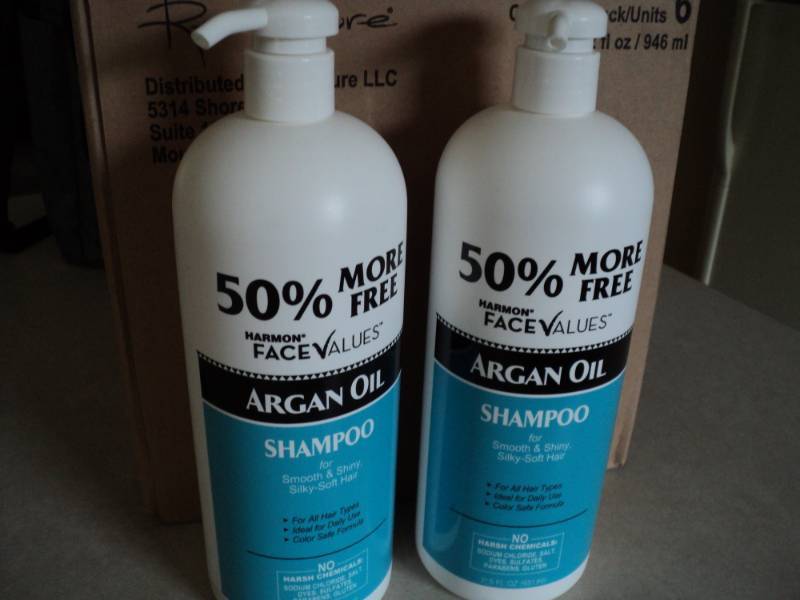 lot 218 image: 2 - 31.5 Fl oz Argon Oil Shampoo- r...